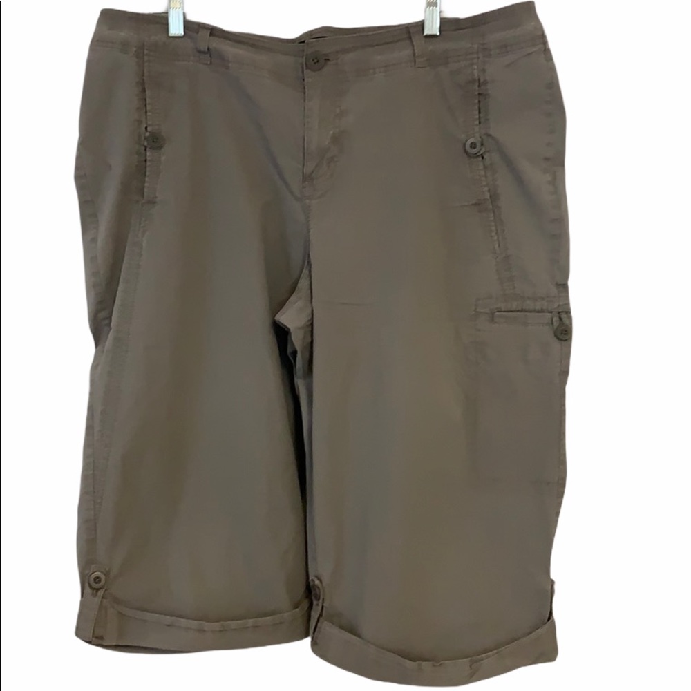 Lane Bryant Gray Roll Up or Down Capri